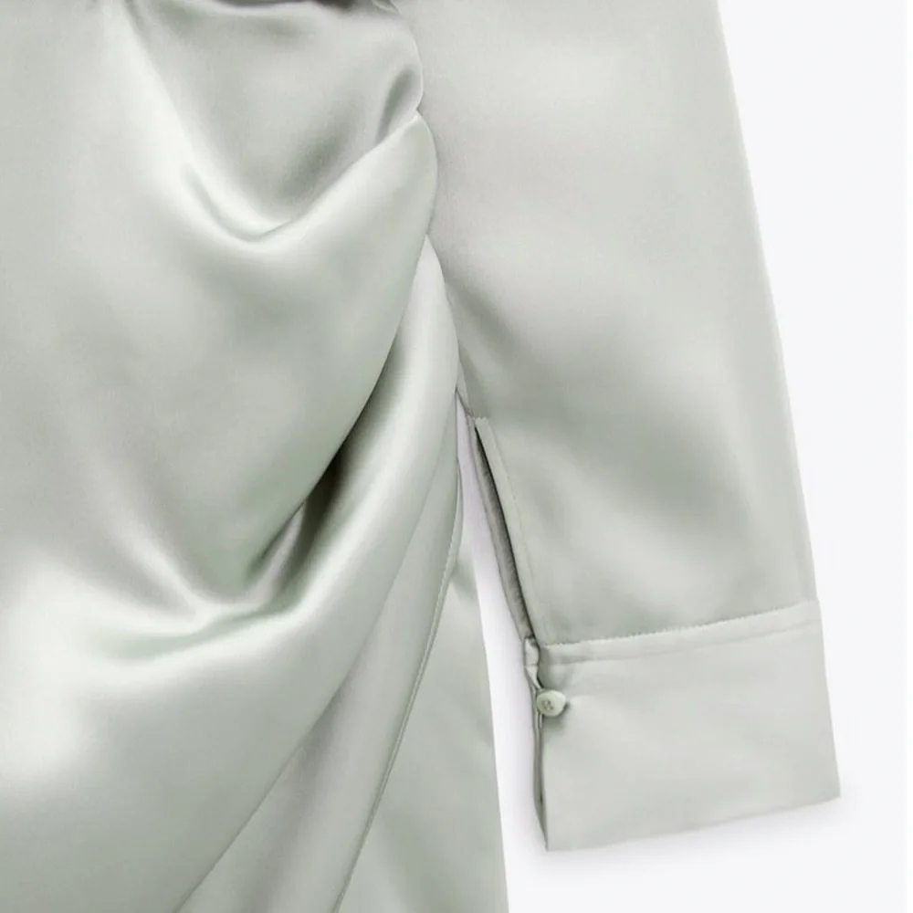 [ ₹1400 ] Zara Satin Dress - Picture 5 of 7